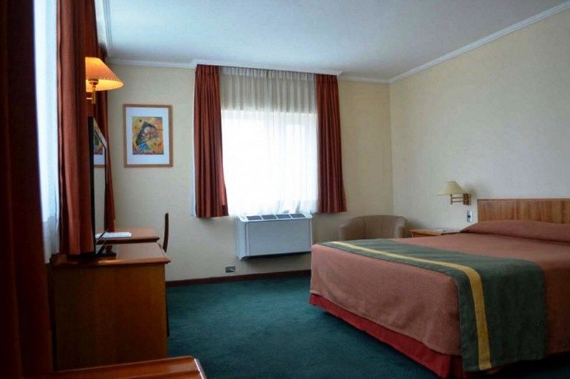 Hotel Diego De Almagro Talca Talca  Zewnętrze zdjęcie